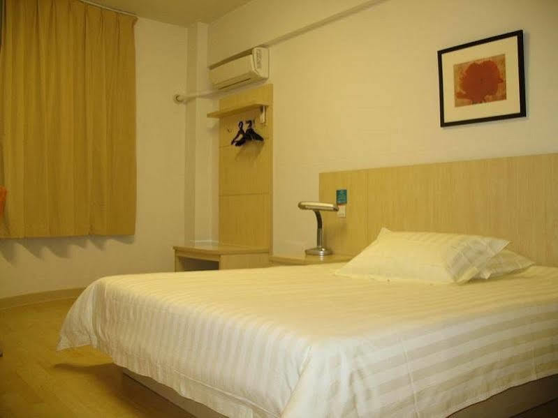 Jinjiang Inn - Shanghai Xinsong Road Bagian luar foto
